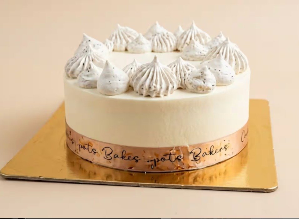 Pineapple Cake [Eggless]